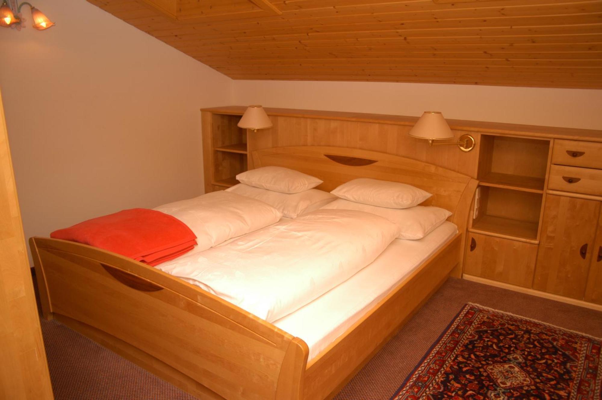 Pension & Appartement Steinwender Бад Кляйнкирххайм Экстерьер фото