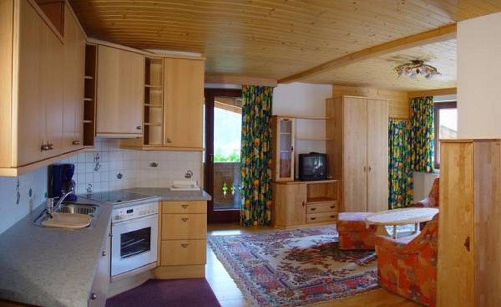 Pension & Appartement Steinwender Бад Кляйнкирххайм Экстерьер фото